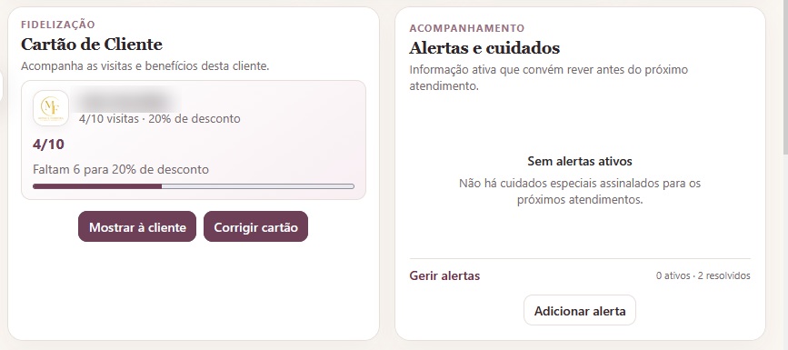 Ficha de cliente da You’re ON com Cartão de Cliente e Alertas e cuidados